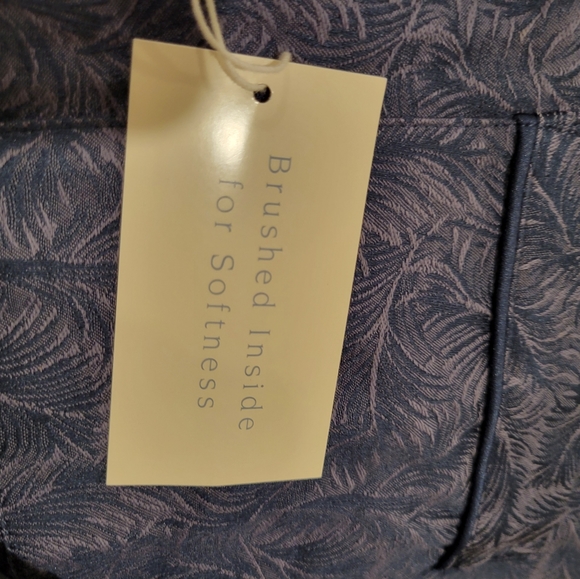 🆕️Cabernet plum soft button down pajama  top M - Picture 5 of 7